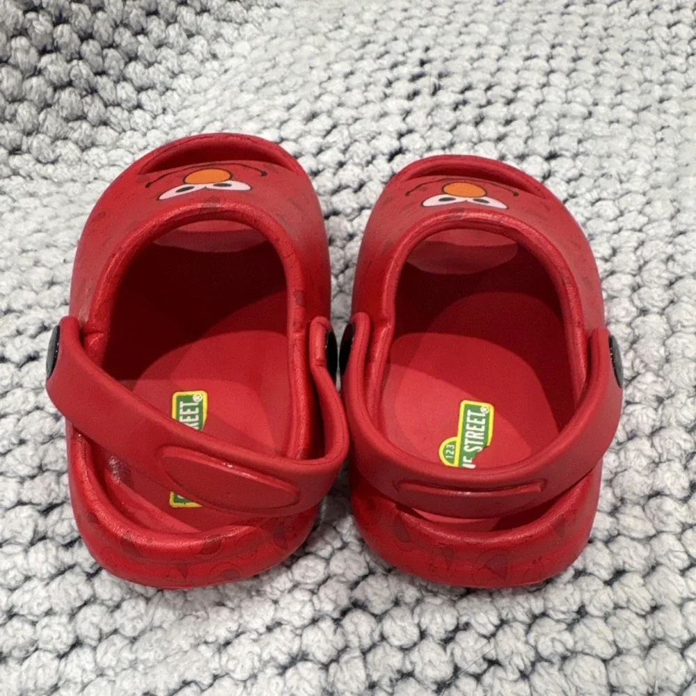 Sesame Street Elmo Kids Clog Sandals Red Rubber Slip On Open Toe US 5